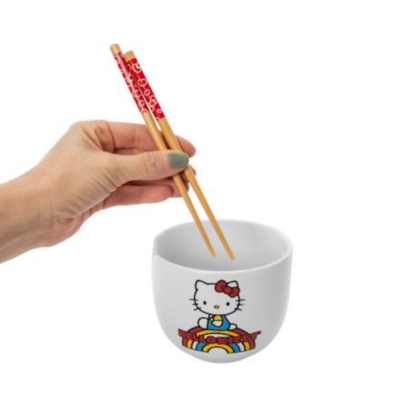 NIB! Hello kitty Ramen bowl with chopsticks - Picture 2 of 5